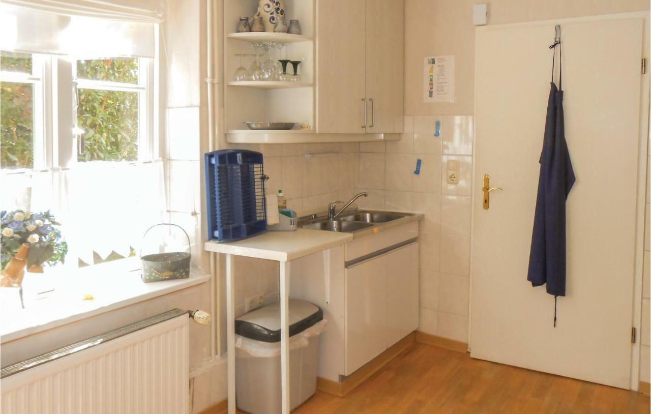 1 Bedroom Nice Apartment In Flueggendorf Klausdorf  Eksteriør billede